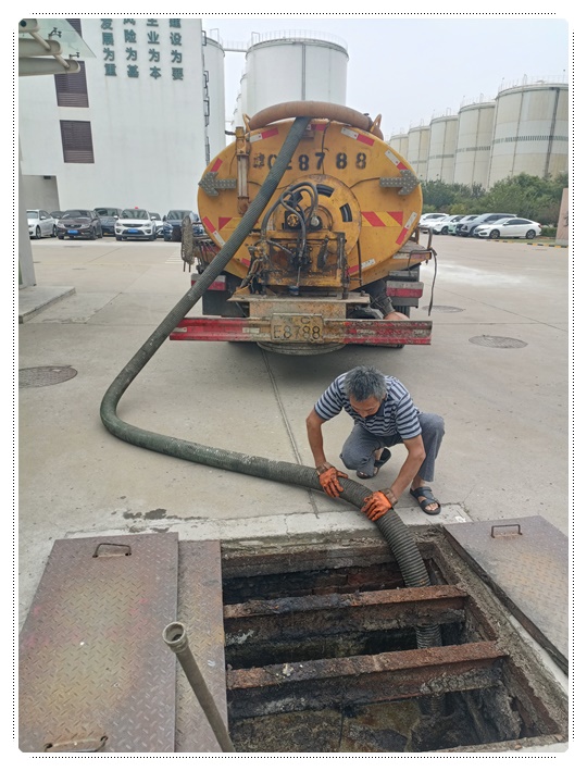 西畴隔油池清掏