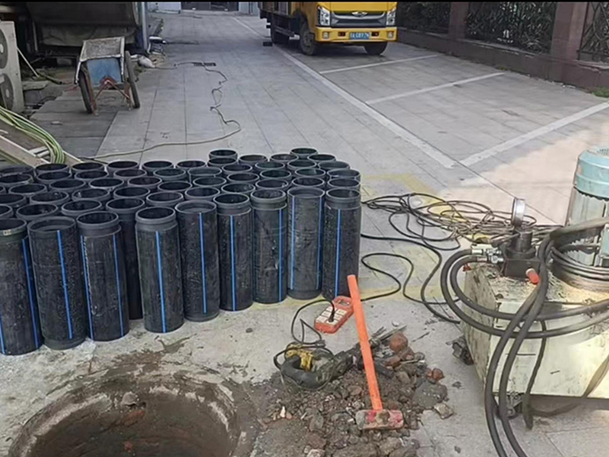 西畴PE置换管厂家 DN315置换管 非开挖管短管置换